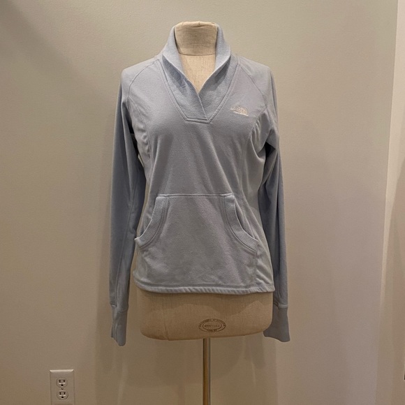 The North Face Womens Light Blue Lightweight Fleece Pullover / Size M - Picture 2 of 11